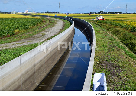 農業用水路 44625303