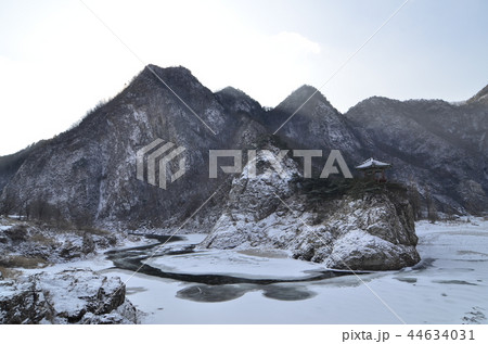 ウォルリュボン 冬 風景 44634031