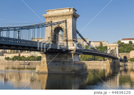 Szechenyi Chain Bridge Szechenyi Chain Bridge 44636120