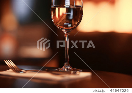 glass of white wine glass of white wine 44647026