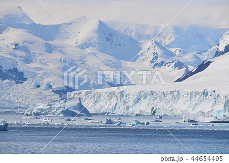南極半島 パラダイスベイ 南極半島 パラダイスベイ 44654495