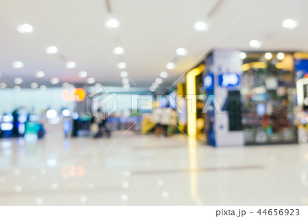 Abstract blur and defocused shopping mall of department store interior 44656923