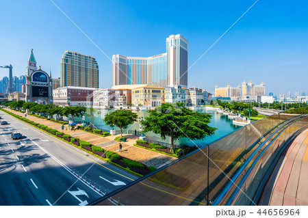 Beautiful architecture building of venetian and other hotel resort and casino Beautiful architecture building of venetian and other hotel resort and casino 44656964