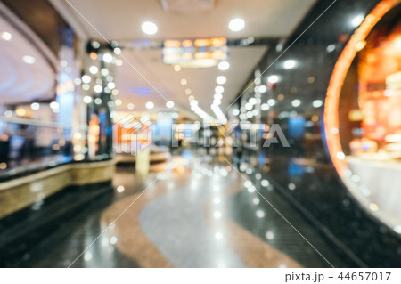 Abstract blur and defocused beautiful luxury shopping mall of department store 44657017