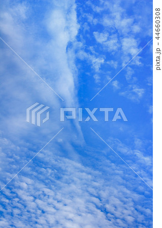 Clouds in the blue sky. 44660308