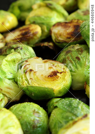 pan-fried brussels sprouts in an iron pan closeup pan-fried brussels sprouts in an iron pan closeup 44660948