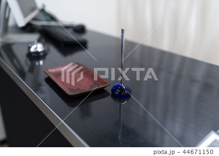 受付カウンター 44671150