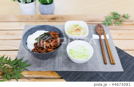 料理 タコ 韓国 44673081