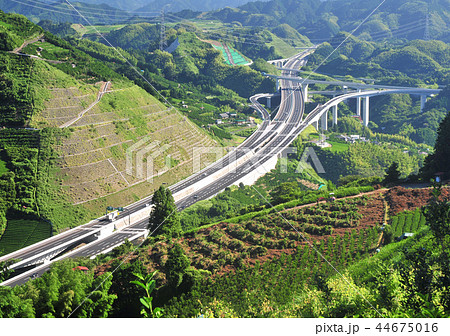 新東名高速道路-16307 44675016