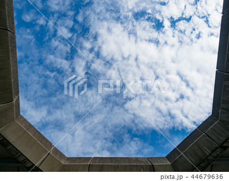 秋の季節 背景 バックグラウンド 44679636