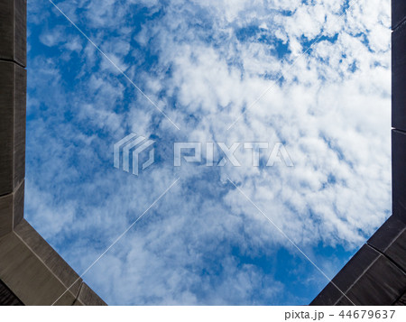 秋の季節 背景 バックグラウンド 44679637