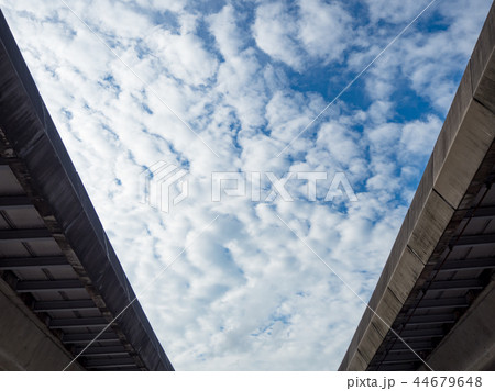 秋の季節 背景 バックグラウンド 44679648