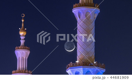 Sheikh Zayed Grand Mosque illuminated at night timelapse, Abu Dhabi, UAE. Sheikh Zayed Grand Mosque illuminated at night timelapse, Abu Dhabi, UAE. 44681909