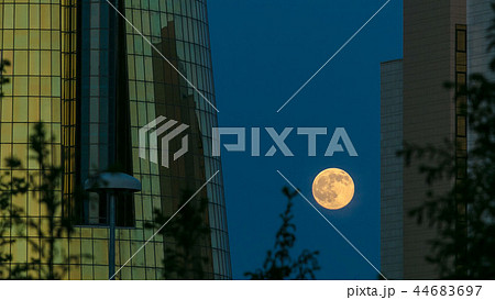 A square in front of Ak Orda with Altyn Orda business center timelapse with full moon. 44683697