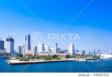 横浜　赤レンガ倉庫とみなとみらい 44685422