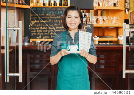 Coffeeshop waitress 44690531