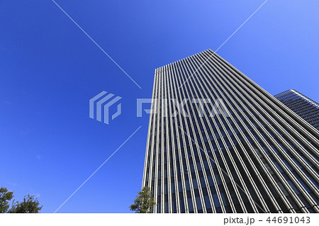 御茶ノ水ソラシティビル　千代田区神田駿河台 44691043