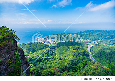 【千葉県】鋸山日本寺の山頂展望台からの眺望 【千葉県】鋸山日本寺の山頂展望台からの眺望 44691067