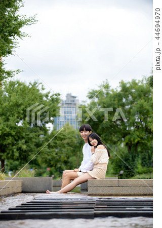 カップル デート 韓国人 44694970