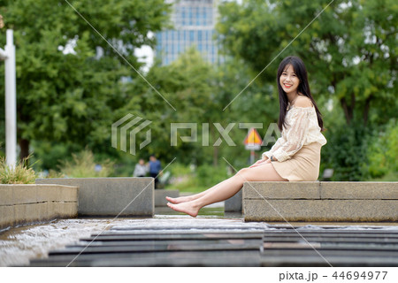韓国人 女性 女 44694977
