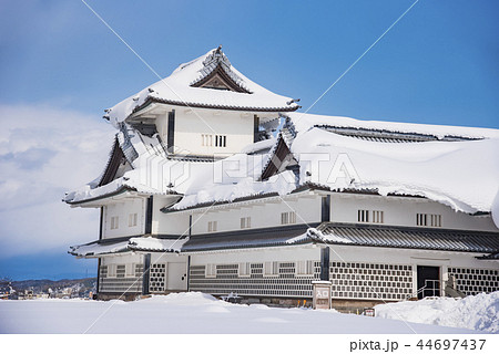 【金沢城　橋爪門菱櫓　大雪】 44697437