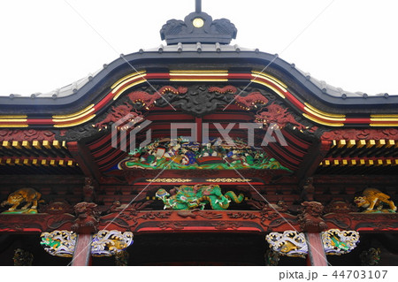 10月　熊谷35妻沼聖天山・国宝御本殿正面の彫刻・琴棋書画全景 44703107