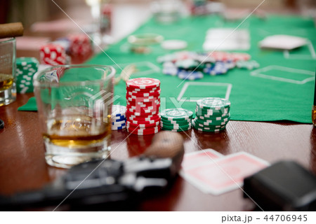 Chips on game table (normal version) 44706945