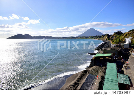 山川砂むし温泉　伏目温泉　伏目海岸　開聞岳山麓風景　鹿児島県指宿市 44708997