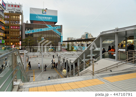 鉄道・JR東日本:中野駅 北口広場 鉄道・JR東日本:中野駅 北口広場 44710791