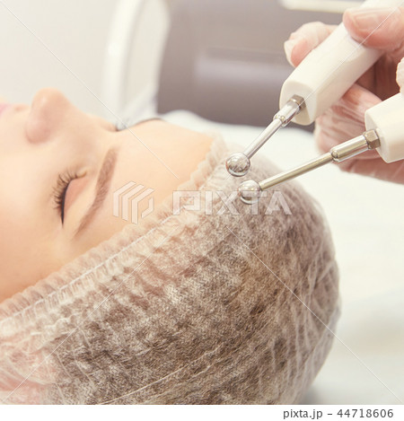 Cosmetology light equipment. Anti age and wrinkle. Cosmetology light equipment. Anti age and wrinkle. 44718606