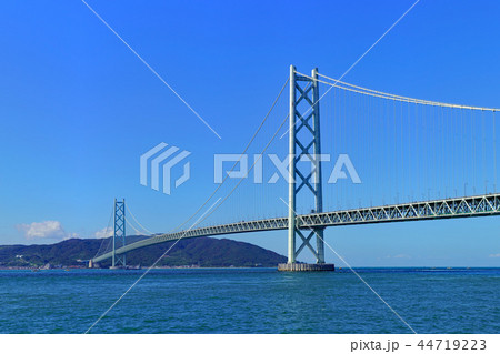 明石海峡大橋 高解像度版 撮影場所 舞子公園 兵庫県神戸市垂水区東舞子町の写真素材