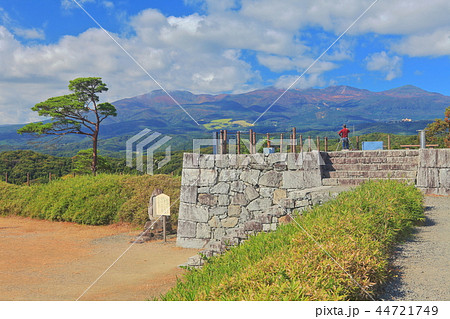 二本松城から望む安達太良連峰 44721749