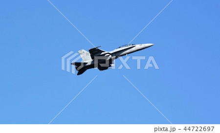 アメリカ海兵隊のF/A-18戦闘攻撃機 44722697