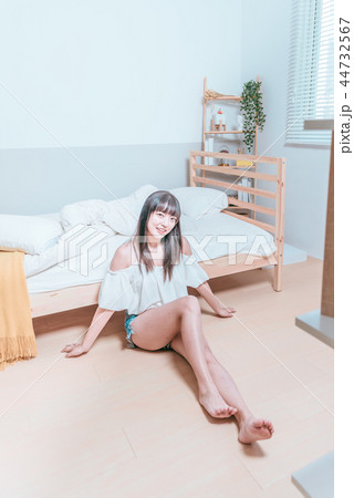 女性 女の人 女 44732567