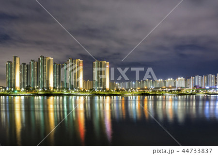 アパート マンション 建物 44733837