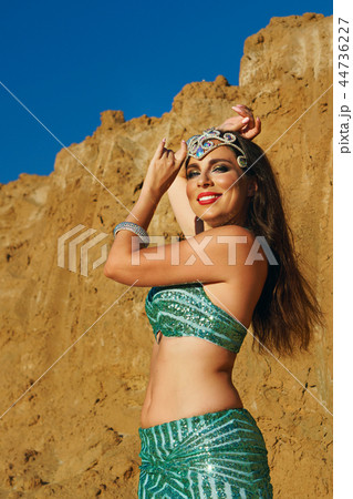 Oriental beauty belly dance 44736227