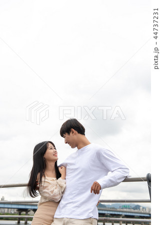 カップル デート 韓国人 44737231