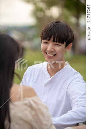 カップル デート 韓国人 44737267