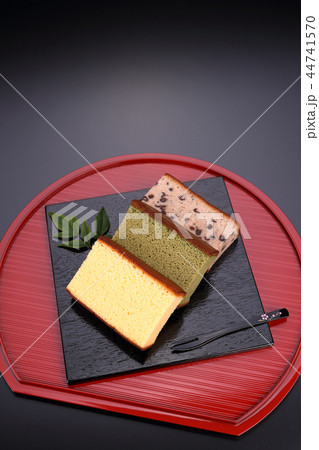 三種類のカステラ 44741570