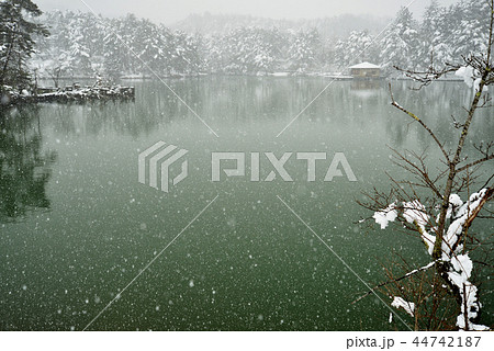 雪景色の福知山三段池(1) 雪景色の福知山三段池(1) 44742187