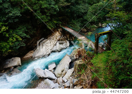 和歌山　秘境　古座川ブルー　 44747200