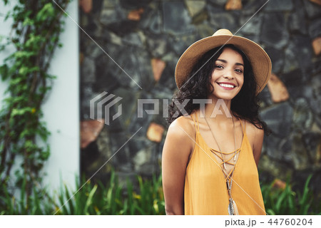 Attractive Hispanic woman 44760204