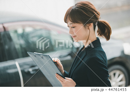 young woman young woman 44761455