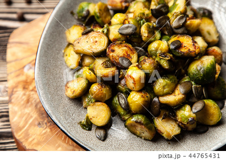 Roasted brussles sprouts Roasted brussles sprouts 44765431