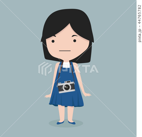 Small girl with a vintage camera Small girl with a vintage camera 44765782