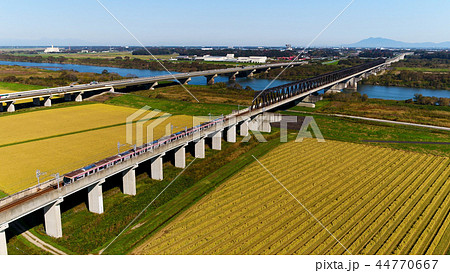 茨城県へ。守谷・柏県境空撮 44770667