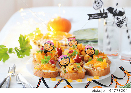 ハロウィンかきのタルティーヌ 44773204