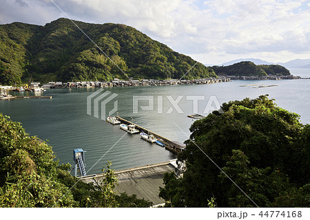 伊根の舟屋(京都府与謝郡伊根町) 伊根の舟屋(京都府与謝郡伊根町) 44774168