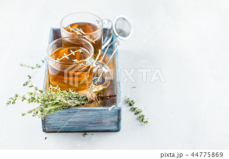 Thyme herbal tea 44775869