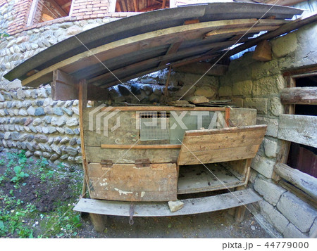 Old wooden chicken coop in a Georgian village 44779000
